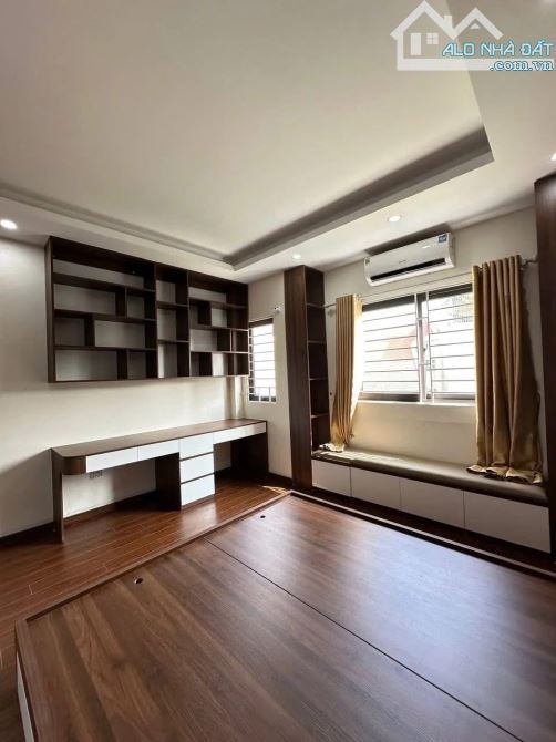 Nhà đẹp Đa sỹ , Kiến Hưng ,ôtô qua cửa , 30m 5T chỉ 8,4 tỷ