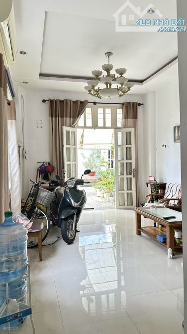 Nhà Căn Góc 2 Mặt Tiền Khu Phân Lô – Khu Nam Long Q7 – Gần Phú Mỹ Hưng – 9 Tỷ TL Chính Chủ
