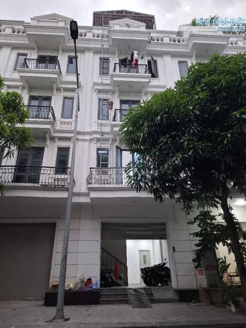 MỘT NGÔI SAO SÁNG CHO ĐẦU TƯ, 68M2, 6T, THANG MÁY, 10 PHÒNG KÉP KÍN, KĐT LUXURY KIẾN HƯNG - 1