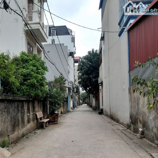 Bán đất xã Gia Lâm, Hà Nội. 66m2 ô tô 7 chỗ thông, gần trục chính, giá đầu tư. Lh