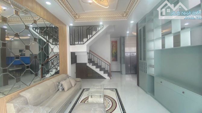 Nhà mới đẹp, mặt tiền khủng 7.4m, 4 tầng btct, hẻm xe tải, sổ hồng riêng, nhỉnh 7.x tỷ