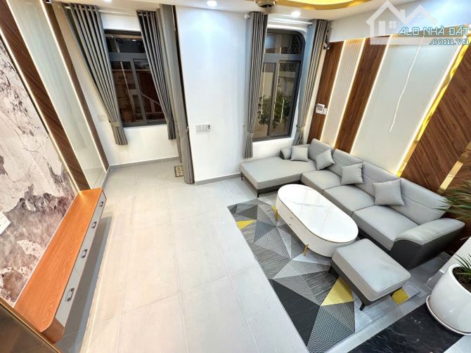 NHÀ XÂY MỚI BÌnh Thạnh - 60M2 ( 4.8X12.5 ) -HXH - 3 TẦNG - 3 PN - FULL NT - CHỈ 8.X NHỎ