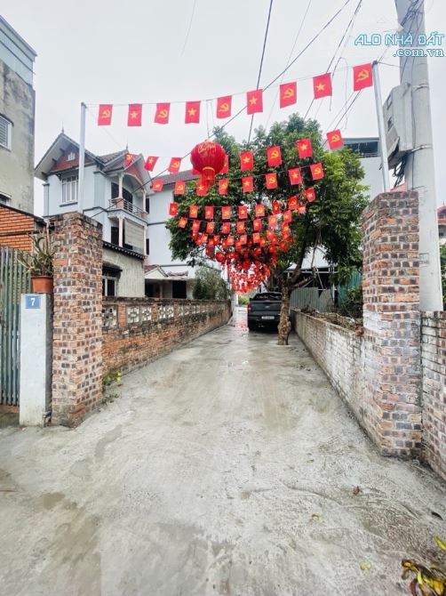 BÁN NHANH LÔ ĐẤT BÁT KHỐI - Ô TO 16 CHỖ ĐỖ CỬA  - GIÁ ĐẦU TƯ -5,2 TỶ