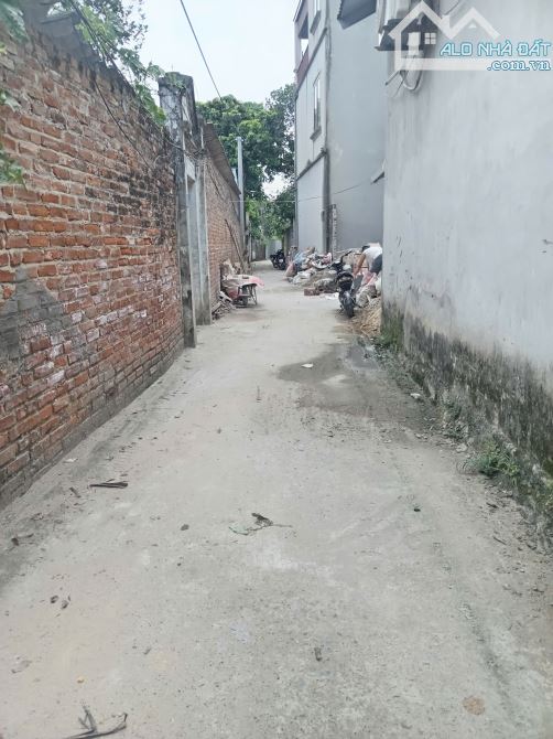Bán 79m2 thôn Hà Tân, Thị trấn Liên Quan _ Thạch Thất