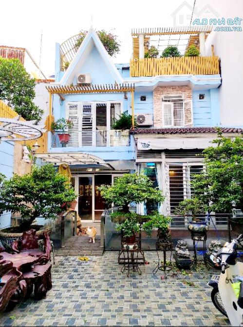 Siêu Biệt Phủ 🚘 Xe Hơi Quay Đầu Trong Sân - THỐNG NHẤT - GÒ VẤP - 180m² - 13 TỶ Nhỉnh