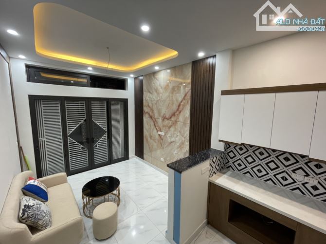 Cần cho thuê nhà riêng ngõ Vũ Ngọc Phan , Đống Đa KINH Doanh ĐƯỢC