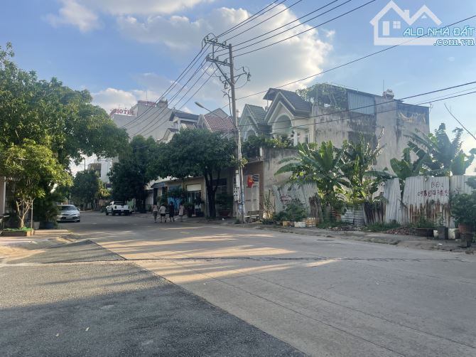 BÁN LÔ ĐẤT BIỆT THỰ GIÁ CỰC ÊM TẠI TT HÀNH CHÁNH PHƯỜNG DĨ AN TP HCM