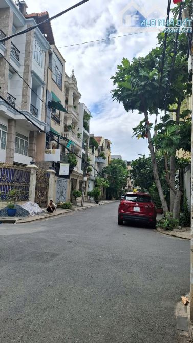 Ban nhà hẻm ô tô Thiên Phước, Tân Bình, 79m2, 4 tầng 10 phòng, chỉ 9 tỷ hơn