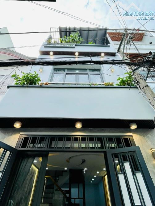 🆘 NGAY EMART P.H.I- 3 TẦNG - 64M2 SD - NGANG 4M - HXH NÉ CÁCH VÀI BƯỚC - NHỈNH 4 TỶ 🌹