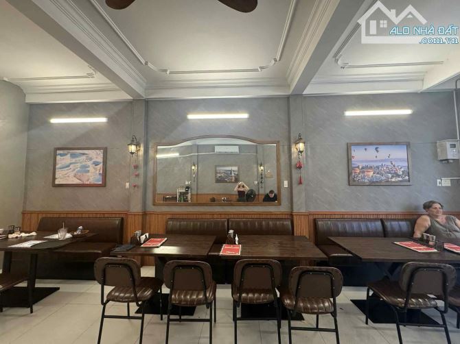 NHÀ MẶT TIỀN HAI BÀ TRƯNG - PHỐ HỘI AN ĐÔNG ĐÚC 300m-34tr rẻ  ,VỊ TRÍ ĐẸP CHO THUÊ