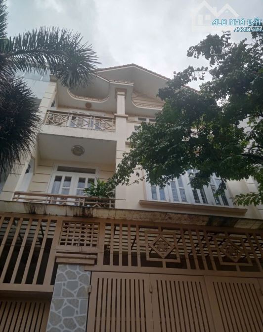 Bán nhà Dương Quảng Hàm, P.5, Gò Vấp Giá 15,5tỷ
