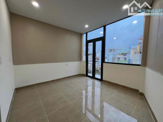 Nhà Cho Thuê Nguyên Căn Hẻm Xe Hơi Bình Thạnh