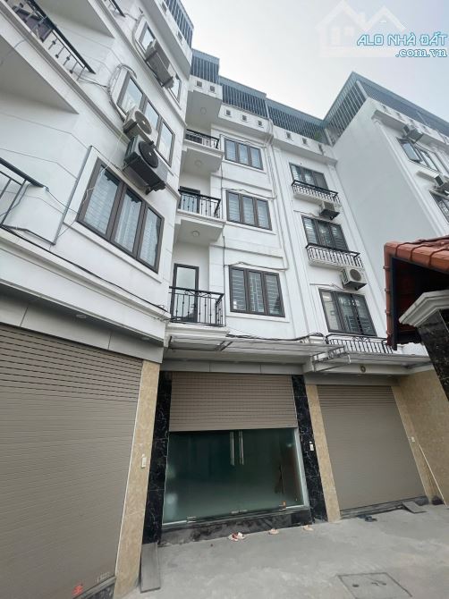 Nhanh lên chỉ 4 tỷ 3 cho căn nhà gần ga nhổn - 35m2 5 tầng 4 ngủ - ô tô đỗ cửa - cực đẹp