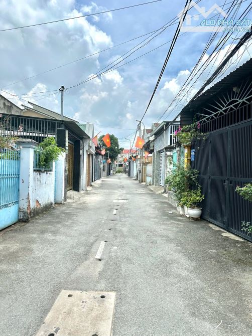 Bán nhà 210m2 sát khu Quân Đoàn 4, phường Tân Phong ( đồng nai)