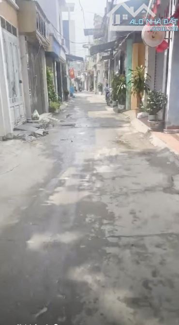 Bán đất 71m2 tại Đội Văn, Trại Chuối, Hồng Bàng giá 2,3 tỷ