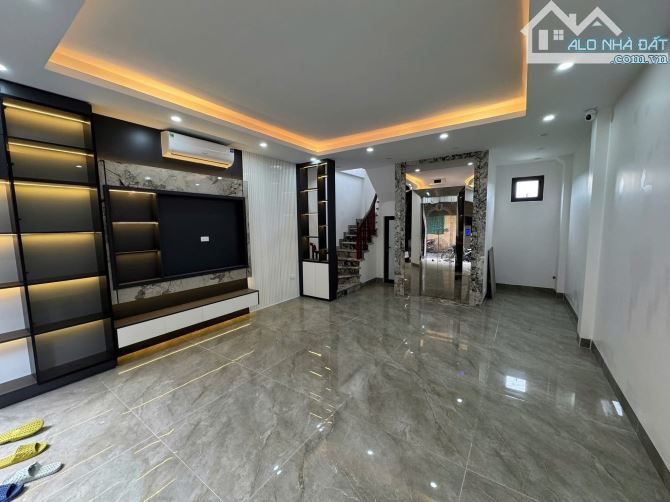 BÁN NHÀ PHÂN LÔ XUÂN ĐỈNH 41M X 6 TẦNG THANG MÁY, ÔTÔ ĐỖ, LÔ GÓC THOÁNG SÁNG, GIÁ 8.95 TỶ