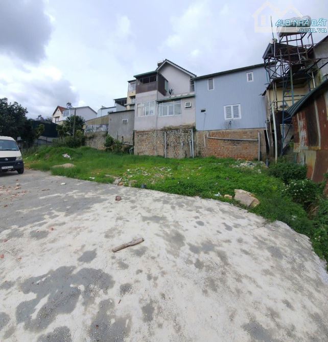 🏡Bán đất hẻm xe hơi Xô Viết Nghệ Tĩnh,phường Langbiang Đà Lạt. Sổ hồng riêng, hướng đẹp