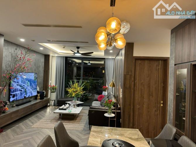 Bán căn chung cư Sunshine City Ciputra căn góc tòa S4 dt 113m 3PN full đồ có sổ bc ĐN