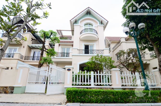 SIÊU VÍP BIỆT THỰ BÁN ĐẢO LINH ĐÀM 250Mx4T AN SỈNH ĐỈNH CAO GIÁ 72.9 TỶ