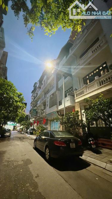 Phân lô ô bàn cờ Xuân La, ngõ thông, 3 ô tô tránh, 63m2, 4 tầng, mt 5m, 25 tỷ văn phòng