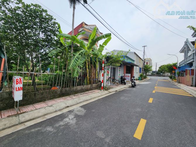 Bán đất mặt trục nhánh Thôn 6, đường Tây Hà- Bắc Sơn. Diện tích: 200m², ngang 6m.