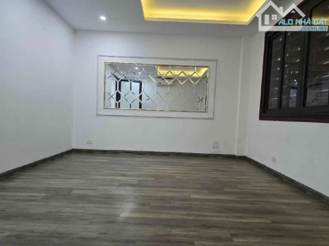 Bán nhà liền kề biệt thự Nguyễn Tuân, Thanh Xuân, ô tô tránh, vỉa hè, vừa ở vừa kinh doanh