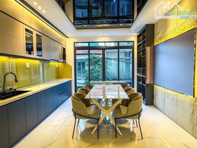 MẶT TIỀN KINH DOANH VIP KHU TÊN LỬA   NHÀ ĐẸP VIP 4 TẦNG 4,5 x 20 , 4 TẦNG CHỈ HƠN 12 TỶ