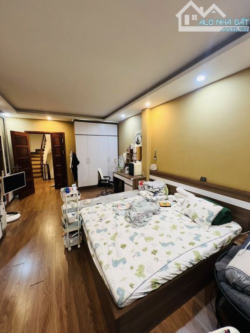 🏡 BÁN NHÀ NGÕ 79 CẦU GIẤY – 46M² – 5 TẦNG – MT 4.7M – GIÁ 13.5 TỶ