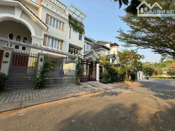 Bán Biệt thự góc liền kề Phú Mỹ Hưng, khu KDC Phú Mỹ Vạn Phát Hưng, Q.7