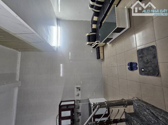 32m2 x 3 ngủ , Cách Phố 30m , Ngõ 2m , Nhà Thoáng   Dân Xây Chắc Chắn