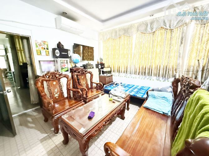 Nhà 4 tầng, Hẻm Xe Hơi, Yên Thế, Tân Sơn Hòa, 110m2, chỉ 17.x tỷ TL