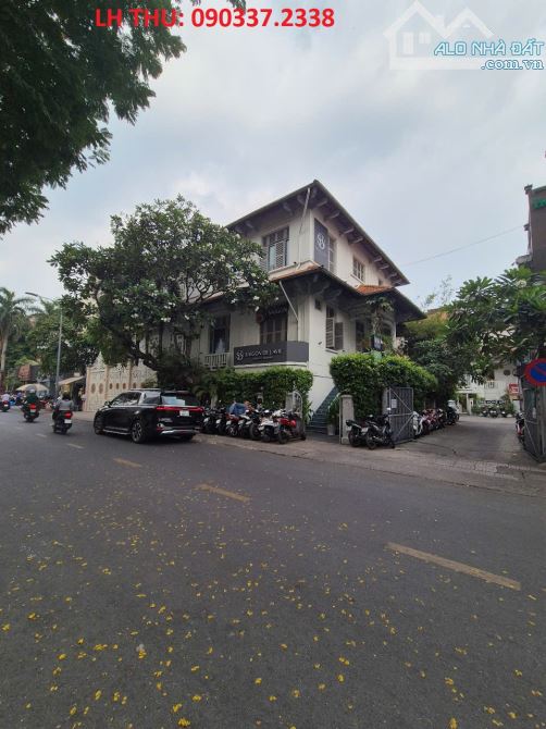 BIỆT THỰ CỔ SÀI GÒN THẬP NIÊN 60, 3 TẦNG – MẶT TIỀN TÚ XƯƠNG, GIÁ 200 TỶ
