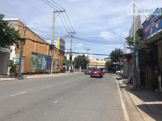 Bán lô đất 500m² MT Trần Thị Năm gần trường học, giá 28 tỷ tl