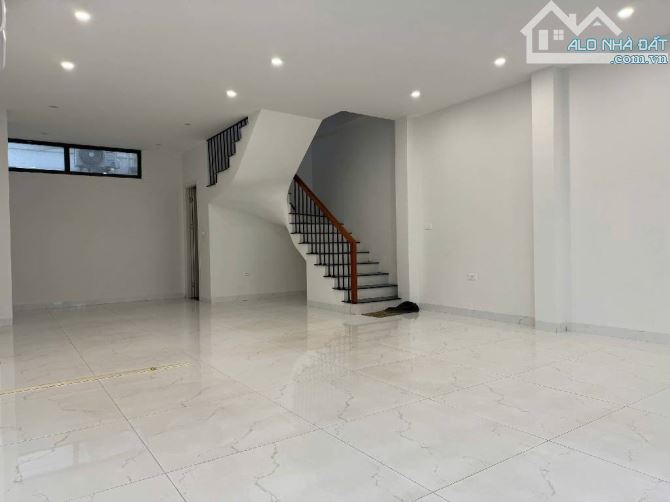 BTLK NGUYỄN VĂN GIÁP – SÁT VIN - KD – 55M² – 4 TẦNG – 22 TỶ (2ĐTL2025139)