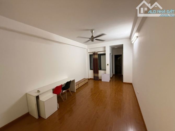 🌟 52.21.12 NGỌC LÂM – 38M² – MT 3.7M – 4 TẦNG + 1 TUM – 9.8 TỶ – LONG BIÊN  🏡 V