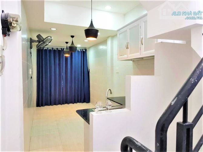 🚗 Bán nhà Nguyễn Văn Cừ , P. Nguyễn Cư Trinh Quận 1 29m2 3 Tầng  Giá 4.x ( TL).