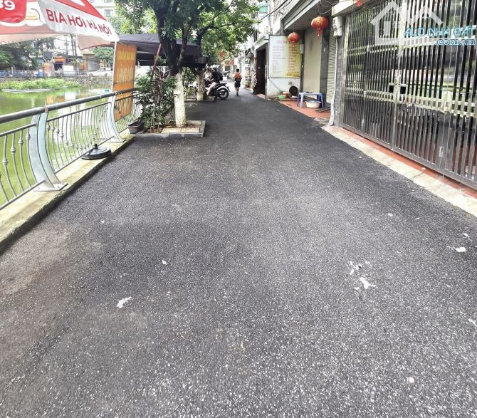 Bán Nhà Trần Duy Hưng Cầu Giấy, Mặt Hồ Ô Tô Tránh DT 78/89M 5T MT 4.2M Giá 31Tỷ.