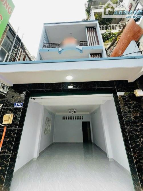 DT 4.2 x 12m, Địa chỉ 176 Bạch Đằng, P.24, Q. Bình Thạnh, chỉ 15 tỷ , hiếm có