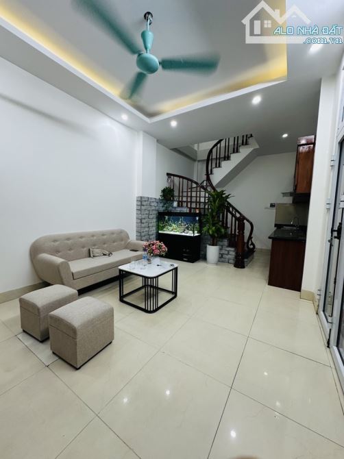 Bán nhà Cầu Noi, 33m-6tầng, Nhà mới ở ngay, nội thất xịn, sát ô tô, an sinh đỉnh