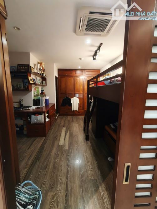 CHUNG CƯ MẶT PHỐ LÁNG HẠ – 193M² – TẦNG TRUNG – 17.65 TỶ