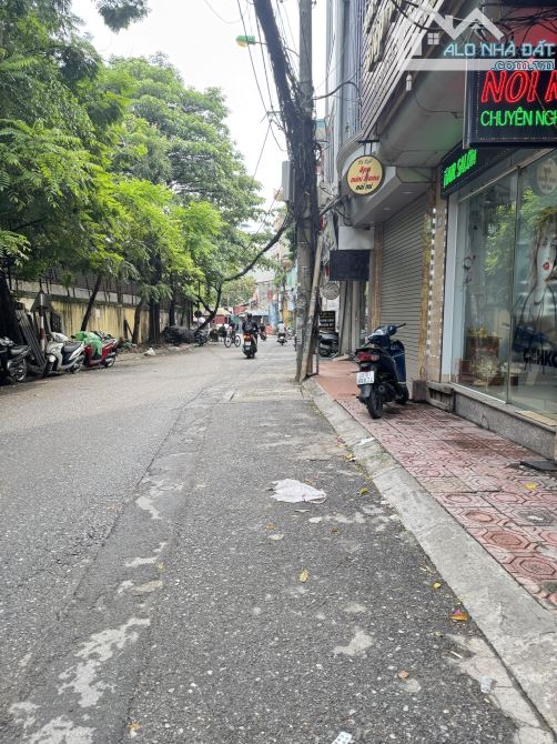 Bán đất Ngọc Lâm – 53m² – Ô tô đỗ cửa – Chỉ 3,79 tỷ -kinh doanh , dòng tiền ổn định