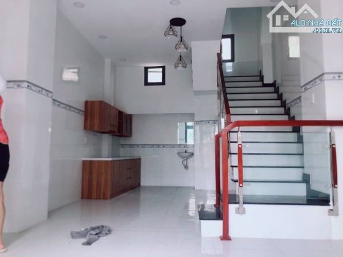 🤣 Nhà 3 Tầng Đ.Lê Văn Lương, P.Tân Hưng Q.7 – Hẻm Thẳng 1 Trục – Thu 10 Triệu/Tháng, Mua