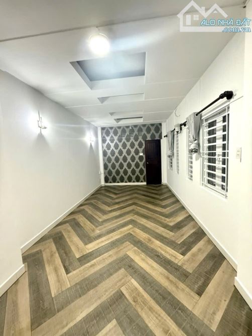 SIÊU PHẨM CẦU THỊ NGHỀ, GIÁP QUẬN 1, 60M2, 5 TẦNG, CHỈ 9 TỶ