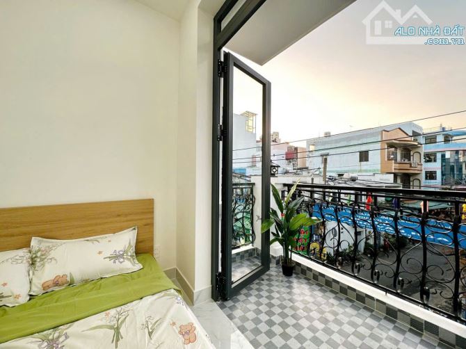 🚗🏡 Nhà Đẹp Nguyễn Trọng Tuyển – Gần Huỳnh Văn Bánh – Hẻm Ô TÔ – Đi Sân Bay & Trung Tâm C