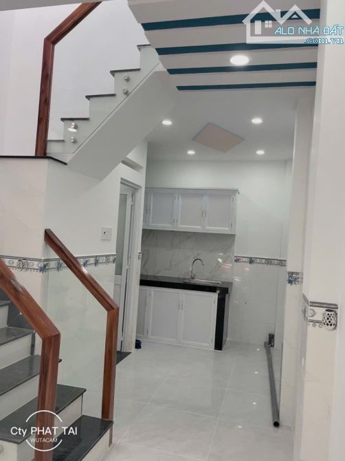 Nhà đẹp 2 tầng, hẻm rộng, Mã Lò - Bình Tân, giá nhỉnh nhẹ 2 tỷ - chốt nhanh ạ