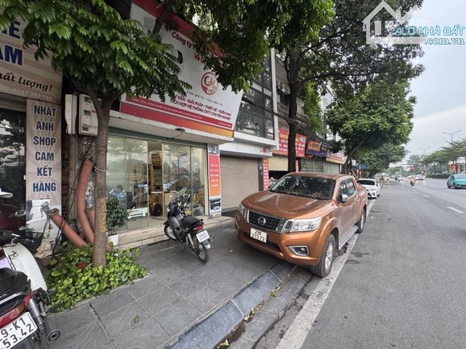BÁN NHÀ 🏠 SÀI ĐỒNG LONG BIÊN – MẶT PHỐ VỈA HÈ - KINH DOANH ĐỈNH 💸 CHỈ HƠN 2 TỶ
