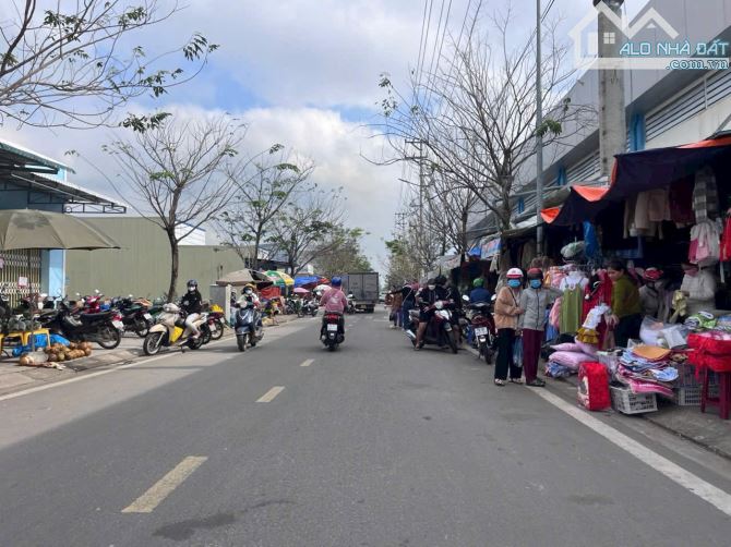 Sở hữu ngay KIOT Chợ Hàng Rượu – vị trí vàng - chợ mới sầm uất nhất nhì Quảng Ngãi!