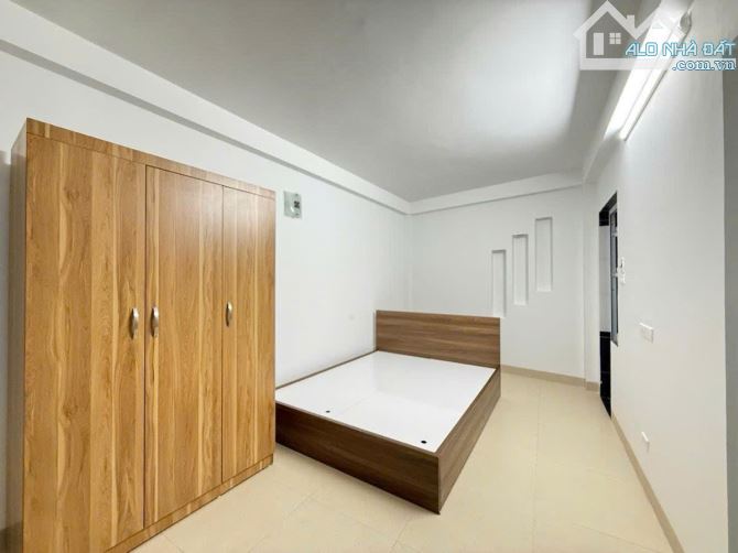 SIÊU HIẾM, NHÀ 6 TẦNG PHỐ VƯƠNG THỪA VŨ, 35M2 x 6 TẦNG, MT 4.5m GIÁ 7.65 TỶ