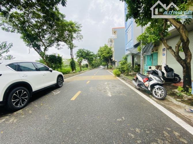 🔥SIÊU PHẨM GIANG BIÊN – PHÂN LÔ Ô TÔ TRÁNH – VỈA HÈ 2 BÊN – 5 TẦNG TO NHƯ BIỆT PHỦ‼️ 💥