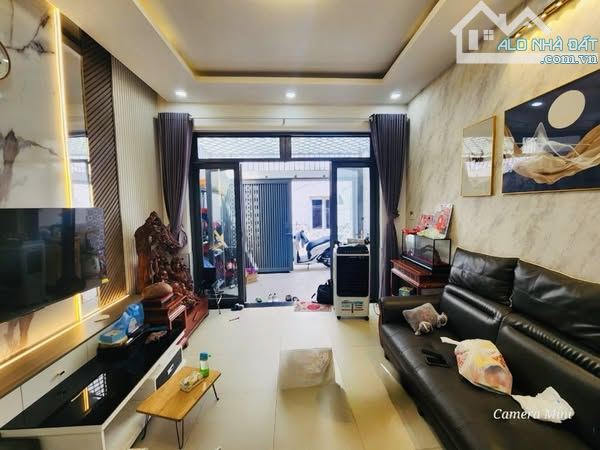 NHÀ ĐẸP THỐNG NHẤT - 60M2 - 2 TẦNG - CHỈ 5.X TỶ GẦN CV LÀNG HOA  - GÒ VẤP .